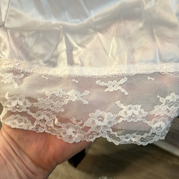 Vintage Kayser Full Body Slip White Pink Rosette Size 34 Made in USA - Picture 6 of 10